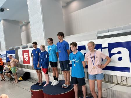 Calcitovi plavalci do novih stopničk in naslova državnega prvaka (8)